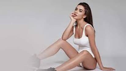 4வது காதலரை அறிமுகம் செய்த எமி ஜாக்சன்