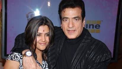  47 ವರ್ಷವಾದರೂ  Ekta kapoor ಮದುವೆಯಾಗದೆ ಉಳಿಯಲು ತಂದೆ  Jitendra ಕಾರಣನಾ?