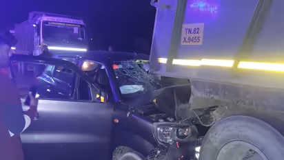 திருத்தணி முருகன் கோவிலுக்கு சென்றுவிட்டு திரும்பியபோது கார் விபத்து.. 3 பேர் உடல்நசுங்கி பலி..5 பேர் படுகாயம்