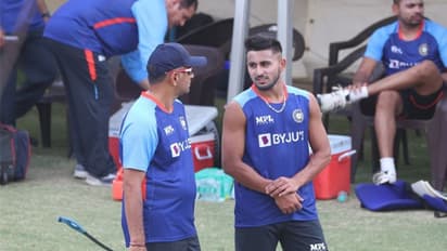 సచిన్ తర్వాత నేను అంతగా ఎదురుచూసింది అతడి ఆట కోసమే.. ఇకనైనా ఆడించండి : సునీల్ గవాస్కర్ 