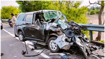 തമിഴ്നാട്ടിൽ കാർ ലോറിയിലിടിച്ച് അപകടം, രണ്ട് മലയാളികൾക്ക് ദാരുണാന്ത്യം 