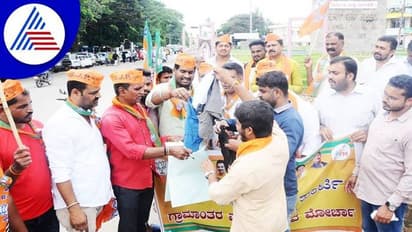 ಕೆಪಿಸಿಸಿ ಕಚೇರಿಗೆ ಚಡ್ಡಿಗಳ ಸ್ಪೀಡ್ಪೋಸ್ಟ್..!