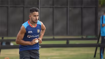 నాకూ సంతోషమే.. కానీ ఇంత త్వరగానా..? : సన్ రైజర్స్ బౌలర్ కు టీమిండియాలో చోటు కల్పించడంపై కపిల్ దేవ్ కామెంట్స్ 