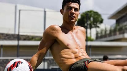 Red-hot Ronaldo soaks the heat ahead of Portugal's clash against Czech Republic