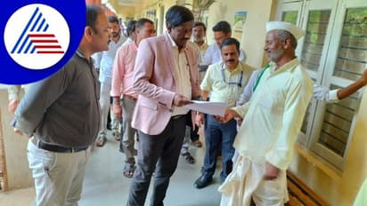 ಬಸವ ಜನ್ಮಭೂಮಿಯಲ್ಲಿ Vijayapura DCಯಿಂದ ಸಾರ್ವಜನಿಕ ಅಹವಾಲು ಸ್ವೀಕಾರ!