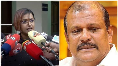 'സർക്കാരിനെതിരെ കലാപമുണ്ടാക്കാൻ ഗൂഢാലോചന', സ്വപ്നയ്ക്കും പിസിക്കുമെതിരെ എഫ്ഐആർ