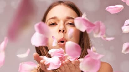 দীপাবলি-র আগে ত্বকে আসবে জেল্লা, রইল কয়টি স্ক্রাবারের হদিশ, জেনে নিন কী কী