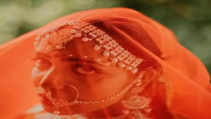 क्षमा Weds क्षमा: पूरी हुई तमन्ना, मंगलसूत्र पहनाया, मांग में सिंदूर भरा और बन गई खुद की दुल्हन 