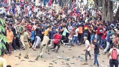 ১২ হাজার টিকিট কিনতে হাজির ৪০ হাজার মানুষ, কটকে ভারত-দঃ আফ্রিকা ম্যাচের আগে তুমুল বিশৃঙ্খলা