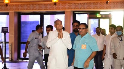 राज्यसभा चुनाव का सियासी घमासान : राजस्थान के सीएम गहलोत ने ऐन मौके पर बदला प्लान, बीजेपी सोचती ही रह गई