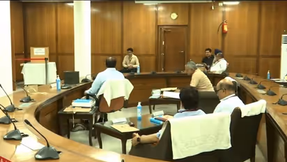 Rajyasabha election : രാജ്യസഭാ തെരഞ്ഞെടുപ്പിൽ വോട്ടെടുപ്പ് പുരോഗമിക്കുന്നു, 16 സീറ്റുകളിൽ ശക്തമായ മത്സരം