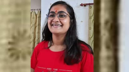 পথ শিশুদের প্রতিভাকে সামনে আনতে চান উচ্চমাধ্যমিকের টপার, অঙ্ক নিয়ে পড়ার ইচ্ছে অদিশার