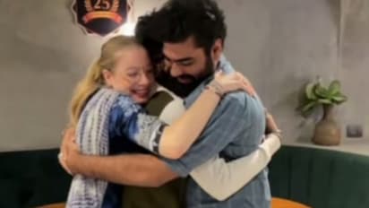 Bigg Boss : പരസ്പരം സര്പ്രൈസ് നല്കി ഡോ. റോബിനും അശ്വിനും അപര്ണയും- വീഡിയോ