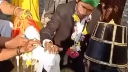 44 साल के सैफुल ने बकरी से की शादी, दहेज में दिए 117 रुपए, बवाल बढ़ा तो दे दिया तलाक 