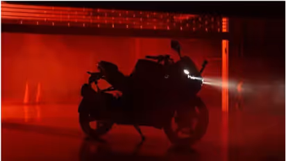 BMW G310 RR : കാത്തിരിപ്പ് അവസാനിപ്പിക്കാം..! 33.5 ബിഎച്ച്പിയുമായി ത്രസിപ്പിക്കാൻ ബിഎംഡബ്ല്യുവിന്റെ പടക്കുതിര