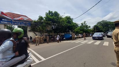 മുഖ്യമന്ത്രി പോകുന്ന വഴിയില്‍ കറുത്ത മാസ്കിനും വിലക്ക് ; മുഖ്യമന്ത്രിക്ക് കനത്ത സുരക്ഷ 