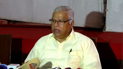 വിമാനത്തിലെ പ്രതിഷേധം: കോണ്ഗ്രസ് നേതൃത്വം ജനങ്ങളോട് മാപ്പ് പറയണമെന്ന് എം.വി ജയരാജൻ