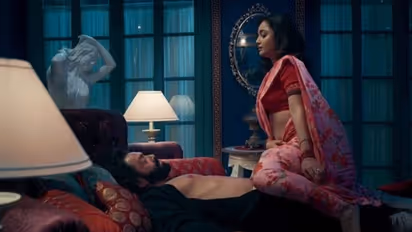 Real Life में भी काफी बोल्ड हैं 'आश्रम 3' की बबिता, खुद बताया था बॉबी देओल संग इंटिमेट सीन शूट करने का तरीका