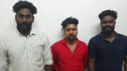 യുവാവിനെ തട്ടിക്കൊണ്ടുപോയി മർദ്ദിച്ച് സ്വർണമാലയും കാറും കവർന്നു, സംഘം പടിയിൽ