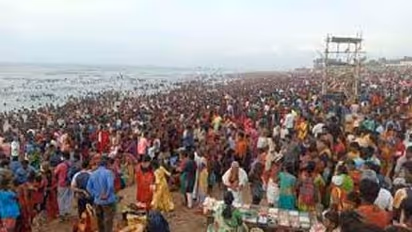 திருச்செந்தூரில் வைகாசி விசாகத் திருவிழா.. லட்சக்கணக்கான பக்தர்கள் புனித நீராடல்..