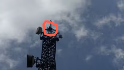 സുൽത്താൻ ബത്തേരിയിൽ നാടകീയ സംഭവങ്ങൾ; മൊബൈൽ ടവറിൽ കയറിയ യുവാവ് ആത്മഹത്യാ ഭീഷണി മുഴക്കി