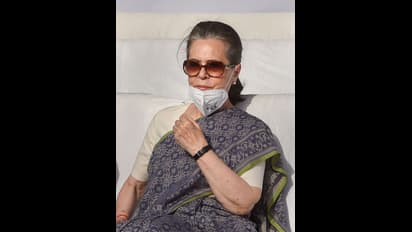 ಕಾಂಗ್ರೆಸ್ ಅಧ್ಯಕ್ಷೆ ಸೋನಿಯಾ ಗಾಂಧಿಗೆ ಮತ್ತೆ ಉಲ್ಬಣಿಸಿದ ಕೊರೋನಾ, ಆಸ್ಪತ್ರೆ ದಾಖಲು!