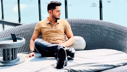 Anish Singh Thakur's YouTube channel "Booming Bulls" touched the milestone of 1 Million Subscribers