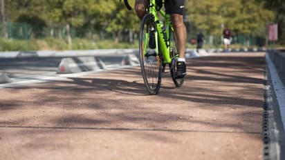 బుడతడి సాహసం.. 139 కి.మీ. సైకిల్ తొక్కి మరీ తల్లిపై అమ్మమ్మకు ఫిర్యాదు.. చివరికి....