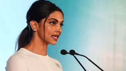 ఆత్మహత్య చేసుకుందామనుకున్నాను.. దీపికా పదుకొనే సంచలన వ్యాఖ్యలు 