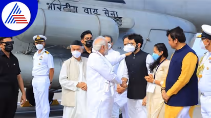 പ്രധാനമന്ത്രിയെ സ്വീകരിക്കാൻ ഉദ്ധവ് താക്കറെക്കൊപ്പം എത്തിയ ആദിത്യ താക്കറെയെ എസ്പിജി തടഞ്ഞു