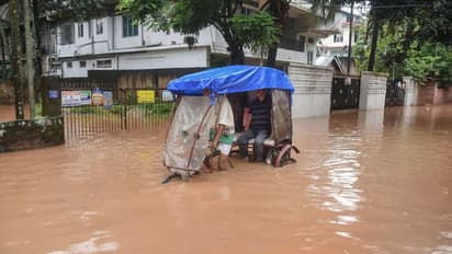 Monsoon Alert: असम में फिर भारी बारिश का अलर्ट, जानिए किन राज्यों में रहेगा लू का असर