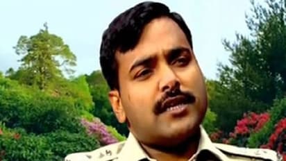 Fathers Day 2022: बेटा IPS बने इसलिए पिता ने पहले बेची जमीन फिर किडनी बेचने को था तैयार, पढ़ें इमोशनल स्टोरी