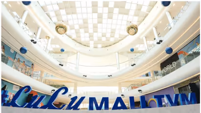 'ചട്ടപ്രകാരം എല്ലാ അനുമതികളും വാങ്ങിയിരുന്നു'; ലുലു മാളിനെതിരായ ഹർജികൾ തള്ളി സുപ്രീംകോടതി