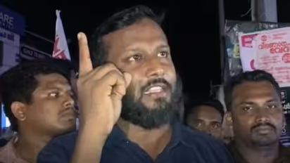 കലാപ സാഹചര്യത്തിന് ശ്രമിച്ചു; പാലക്കാട്ടെ ഡിവൈഎഫ്ഐ നേതാവിന്‍റെ ഭീഷണിപ്രസംഗത്തിനെതിരെ യൂത്ത് കോണ്‍ഗ്രസ് പരാതി