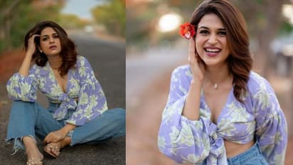 కూల్ వెదర్ ను హీటెక్కిస్తున్న శ్రద్థా దాస్, ఎగసిపడుతున్న యవ్వనాలను ముడివేసి ఆపుతున్న బ్యూటీ