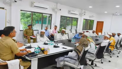 वाराणसी में जुमे की नमाज को लेकर मुस्लिम संगठनों ने की अपील, कहा- किसी के बहकावे में आने की जरूरत नहीं