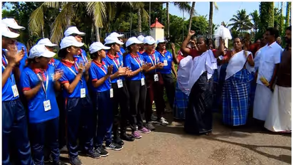 കുട്ടനാടിന്‍റെ കാർഷിക പാരമ്പര്യമറിഞ്ഞ് വജ്രജയന്തി സംഘം; എൻസിസി കേഡറ്റുകൾക്ക് നവ്യാനുഭവമായി ഞാറ്റുവേലപാട്ട്