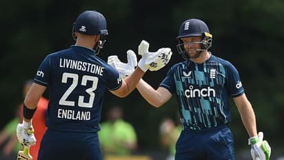 பட்லர், மலான், சால்ட் சதம்.. லிவிங்ஸ்டோன் அரைசதம்! 50 ஓவரில் 498 ரன்களை குவித்து இங்கிலாந்து வரலாற்று சாதனை