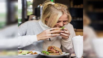 खानपान की खराब आदतें बना सकता है कैंसर का शिकार, इन 5 कारणों पर आज से ही करें फोकस