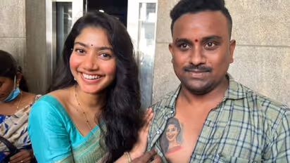 Sai Pallavi : നടി സായ് പല്ലവിയുടെ മുഖം നെഞ്ചില് ടാറ്റൂ ചെയ്ത് ആരാധകൻ, ഫോട്ടോ ശ്രദ്ധ നേടുന്നു