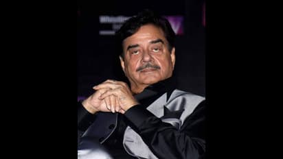 'ఏజెన్సీలను అడ్డుపెట్టుకొని ప్రతిపక్షాలను వేధిస్తోంది'