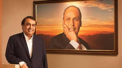 international Fathers Day: समोसे बेचा.. पेट्रोल भरे.. ताने भी सुने, लेकिन स्ट्रगल कर बच्चों को बना दिया स्टार