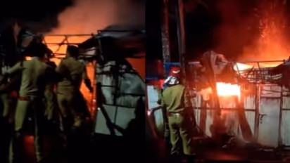 ആലപ്പുഴയിൽ പലചരക്ക് കടയിൽ തീപിടിച്ചു; ഗ്യാസ് സിലിണ്ടർ പൊട്ടിച്ചിതറിയ നിലയിൽ