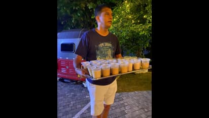 पूर्व क्रिकेटर पेट्रोल पंप पर बांट रहे चाय व पावरोटी, कभी मैदान में उतरते ही विपक्षी टीम में मच जाती थी खलबली