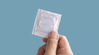 Condom Use : കോണ്ടം വില്‍പന കുത്തനെ കൂടി; കാര്യമന്വേഷിച്ചപ്പോള്‍ ഞെട്ടിക്കുന്ന വിവരം