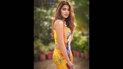 ಕಲರ್‌ಫುಲ್ ಪೂಜಾ ಹೆಗ್ಡೆ; ಕರಾವಳಿ ಸುಂದರಿಯ ಕ್ಯೂಟ್ ಫೋಟೋ ವೈರಲ್ 