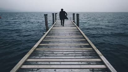 इंसान को अपने साथ ले जाने से पहले मौत देने लगती है संकेत, हैरान करने वाला हुआ खुलासा