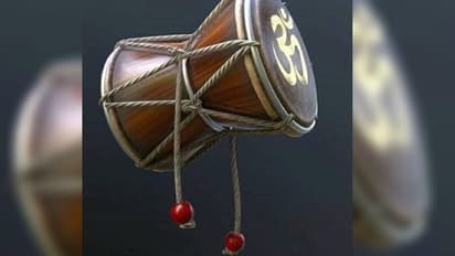 মহাদেবের ডমরুর শক্তি অপার, ঘরে রাখলে মিলবে এই ৪ উপকারিতা