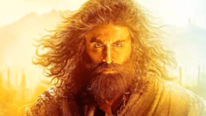 Shamshera first look : രണ്‍ബീര്‍ നായകനാകുന്ന 'ഷംഷേറ', റിലീസ് അറിയിച്ച് ഫസ്റ്റ് ലുക്ക് 