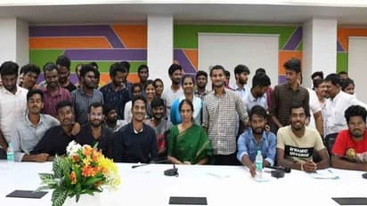 బాసర ట్రిపుల్ ఐటీ విద్యార్థులతో చర్చలు సఫలం.. మంత్రి సబితా ఇంద్రా రెడ్డి హామీతో ఆందోళన విరమణ..